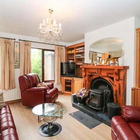 1 The Courtyard Durrus