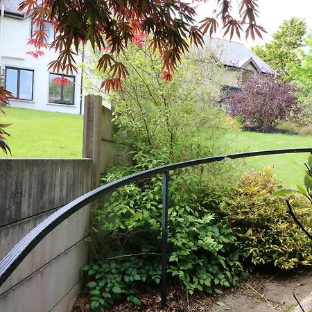 1 The Courtyard بيت للعطل Durrus